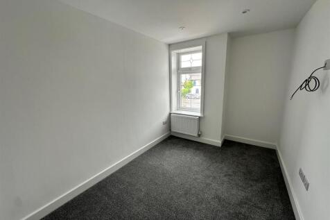 Study / Bedroom 4
