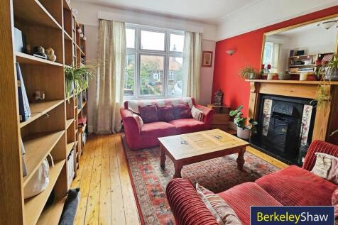 Front Lounge