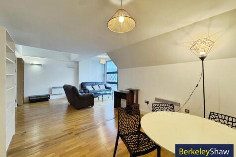 Dinning Room / Living Room