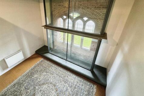 Feature window
