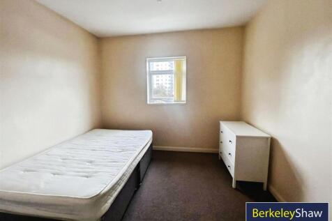 8114bfd8-14a 20Bedroom.jpg