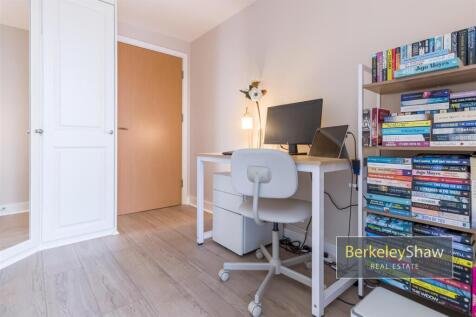 Bedroom 2 (3)