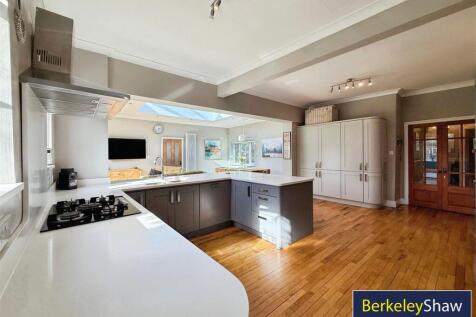 Kitchen/Living/Dining Room