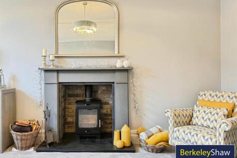 Front Lounge