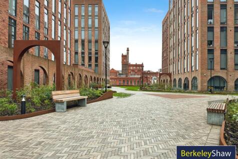 Neptune Place Grounds