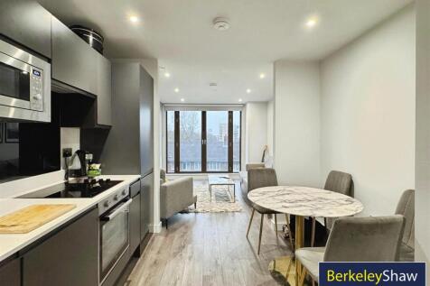 Kitchen diner/living area