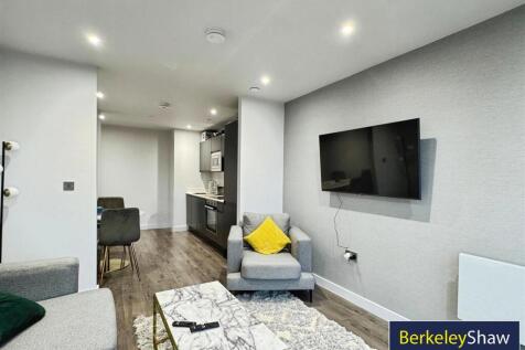 Kitchen diner/living area (5)