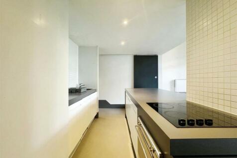 Kitchen (2)