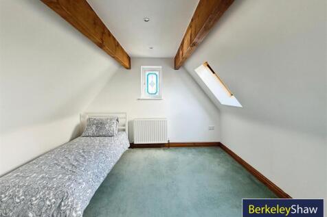 Bedroom 4 - Second Floor