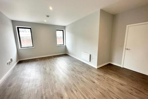 Open Plan Lounge/ Kitchen