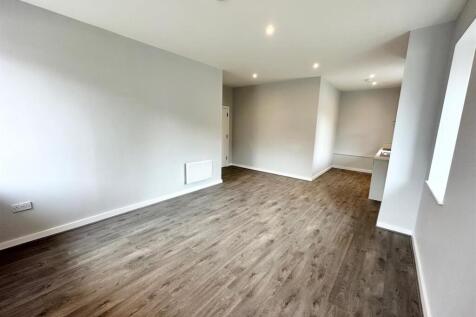 Open Plan Lounge/ Kitchen