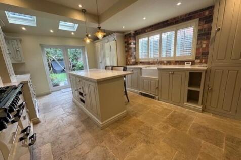 Kitchen 10