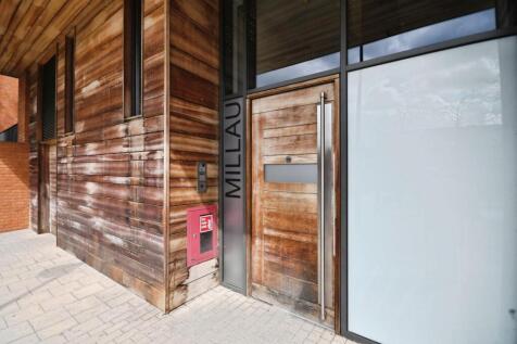 BUILDING ENTRANCE