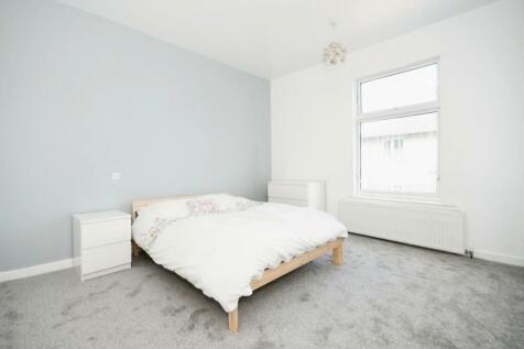 BEDROOM NO.1