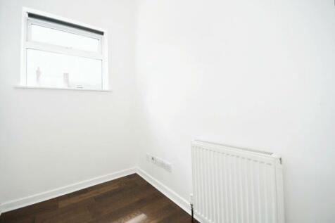 BEDROOM NO.2