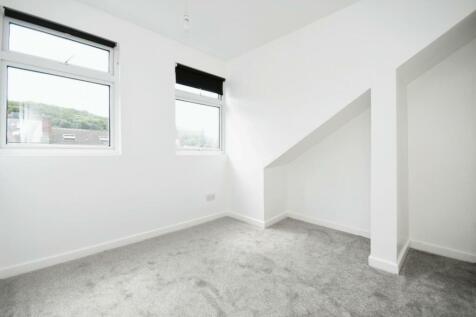 BEDROOM NO.4