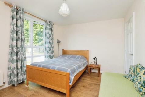 BEDROOM NO.3