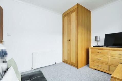 BEDROOM NO.2