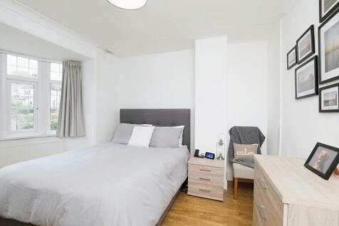 BEDROOM NO.1