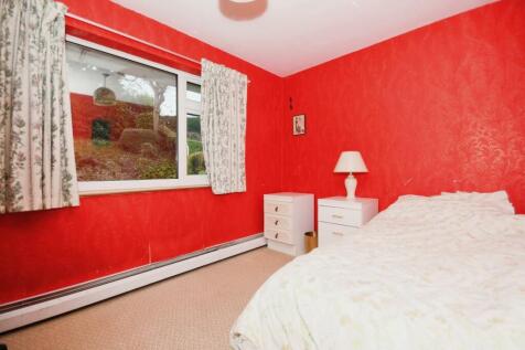 BEDROOM NO.3