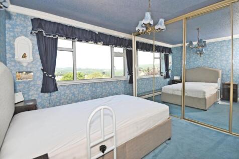 BEDROOM NO.1