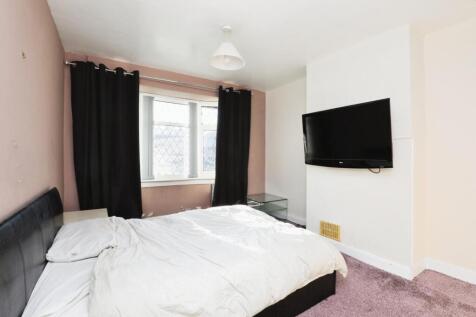 BEDROOM NO.1