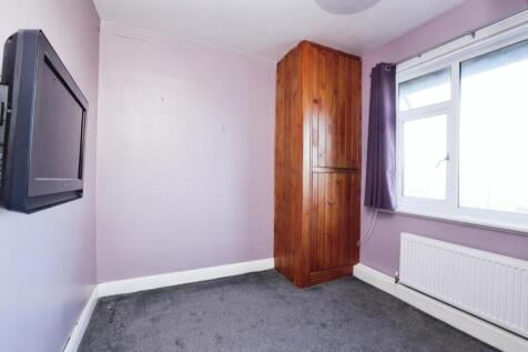 BEDROOM NO.2