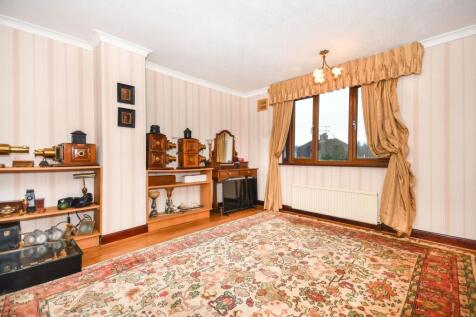 BEDROOM NO.2