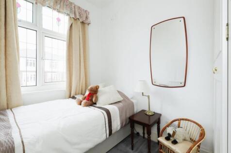 BEDROOM NO.3