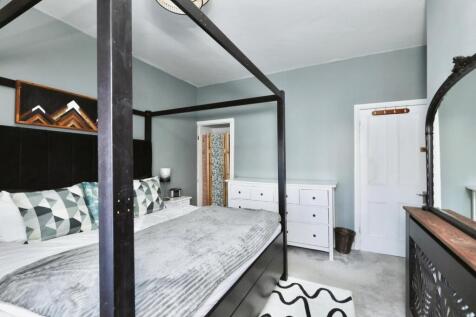 BEDROOM NO.1