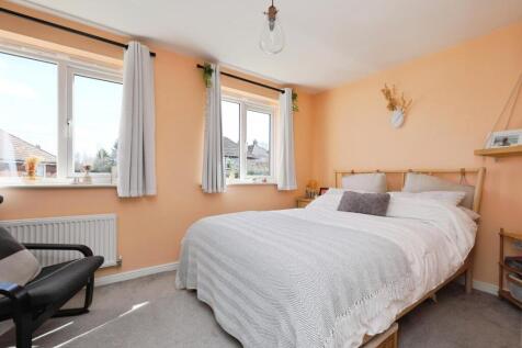 BEDROOM NO.1
