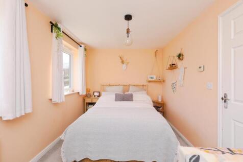 BEDROOM NO.1
