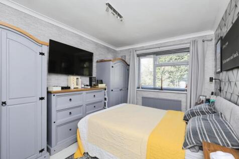 BEDROOM NO.1