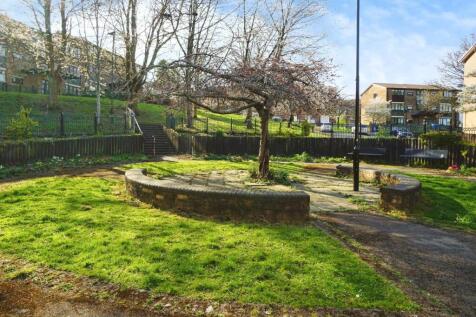 COMMUNAL GARDEN