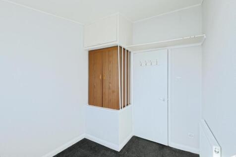 BEDROOM NO.2