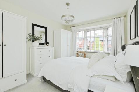 BEDROOM NO.1