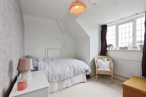 BEDROOM NO.2