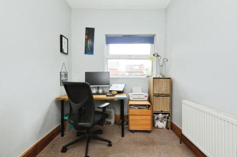 BEDROOM NO.2