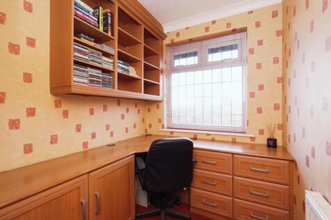 BEDROOM NO.3