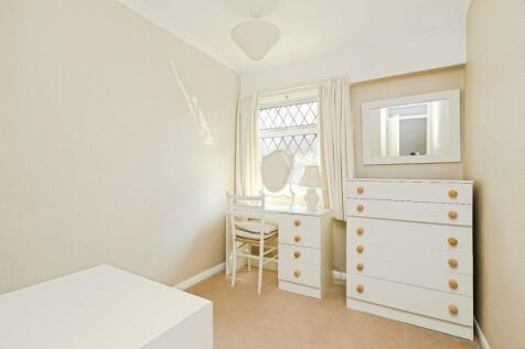 BEDROOM NO.3