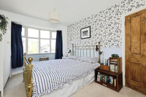 BEDROOM NO.1