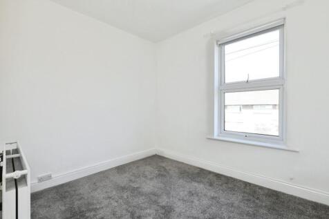 BEDROOM NO.2