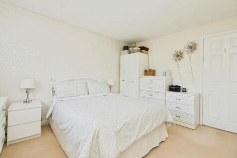 BEDROOM NO.1
