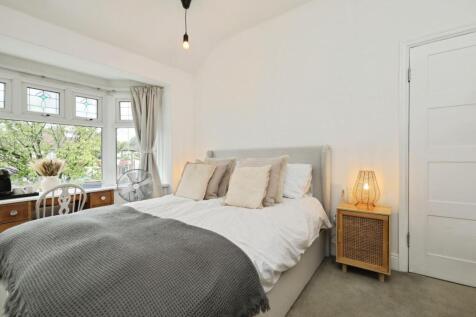 BEDROOM NO.1