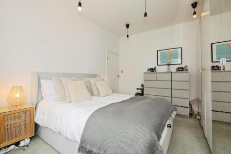 BEDROOM NO.1