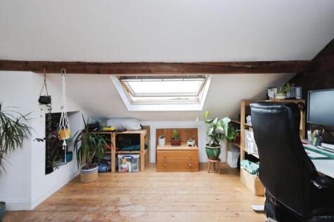 OCCASIONAL ROOM