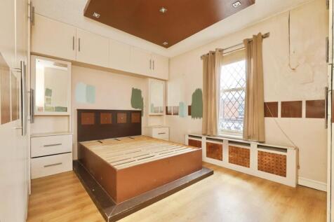 BEDROOM NO.1
