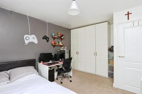 BEDROOM NO.4