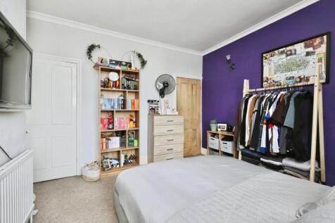 BEDROOM NO.1
