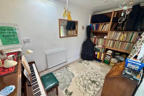 Property Image 11